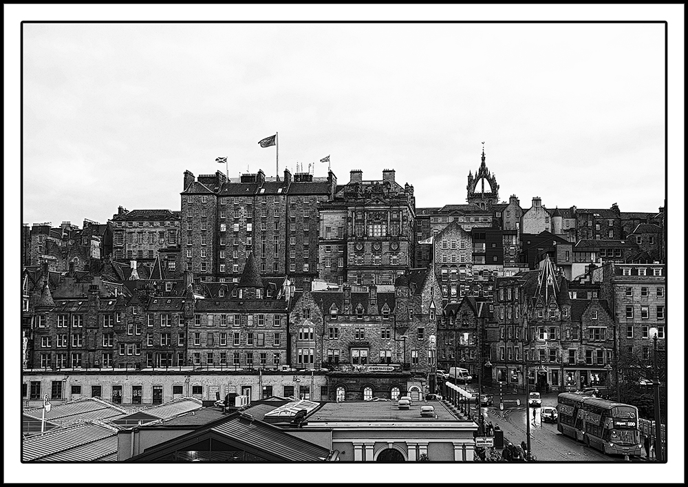 Edinburgh Oldtown Skyline